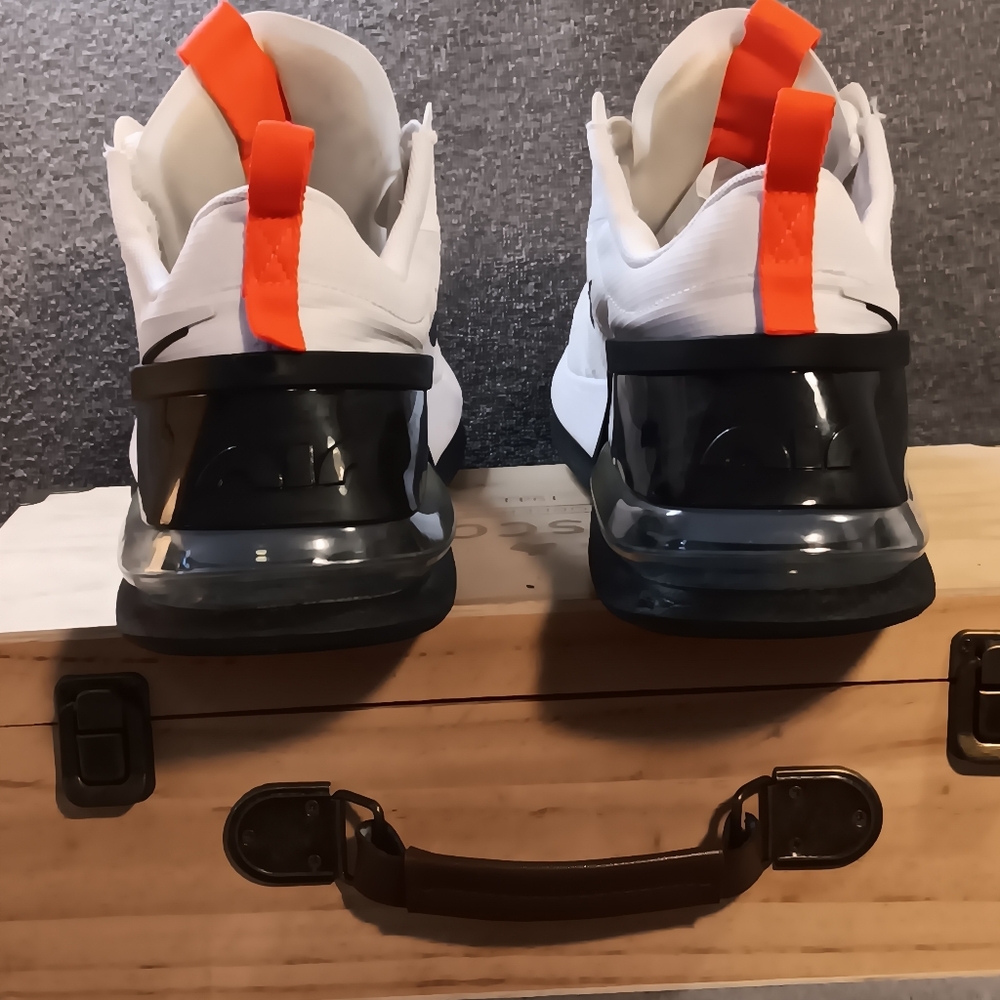 Nike Women's Air Max Up, Size 11.5 - Picture 6 of 10